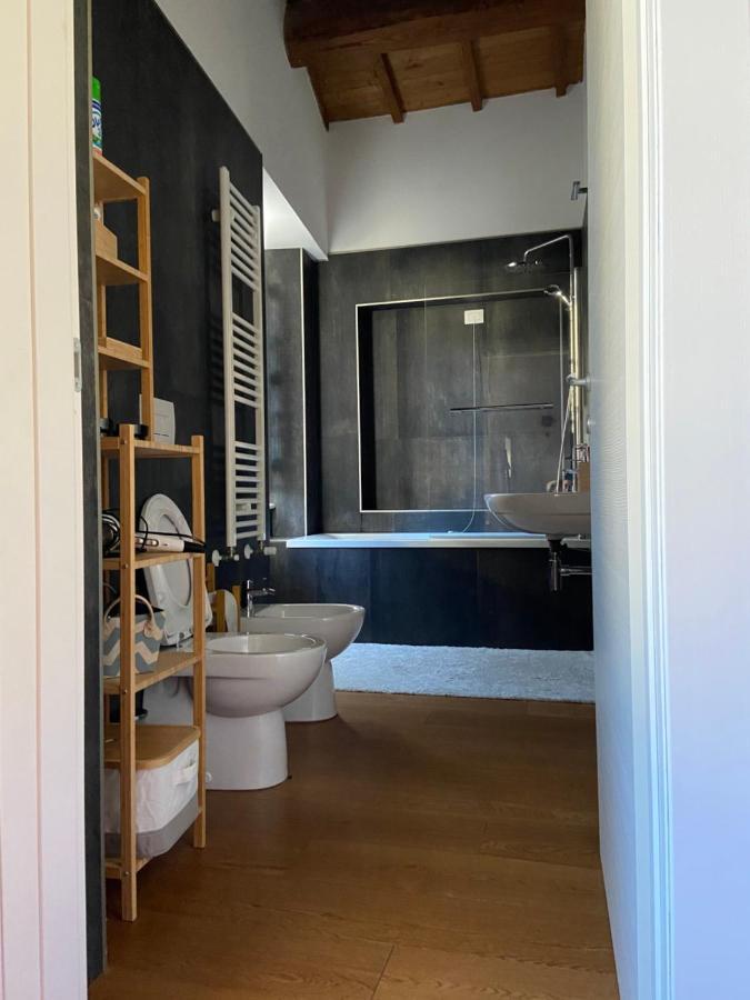 Palazzo Pica Alfieri Centro Storico Bed & Breakfast L'Aquila Ngoại thất bức ảnh