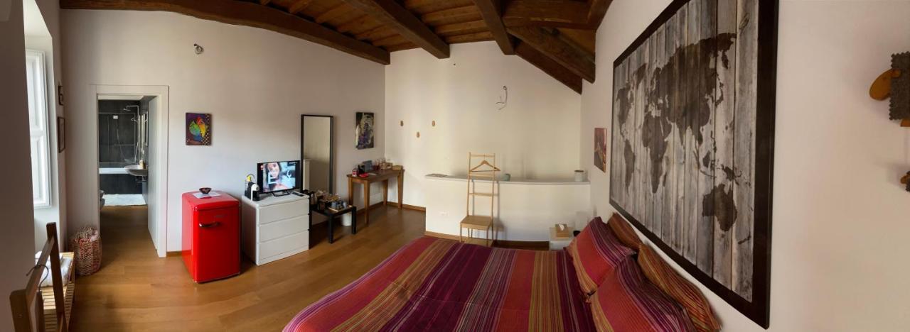 Palazzo Pica Alfieri Centro Storico Bed & Breakfast L'Aquila Ngoại thất bức ảnh