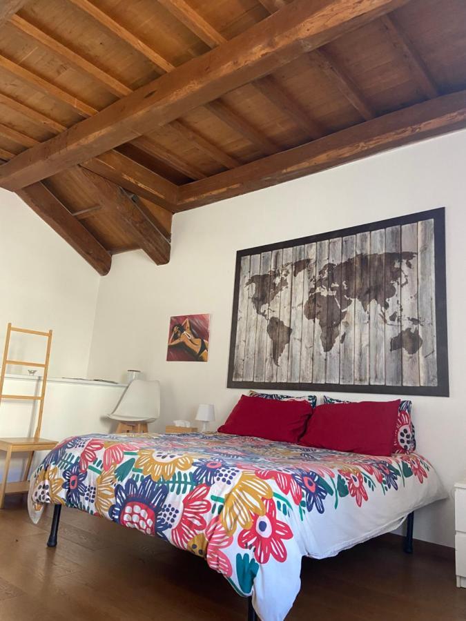 Palazzo Pica Alfieri Centro Storico Bed & Breakfast L'Aquila Ngoại thất bức ảnh